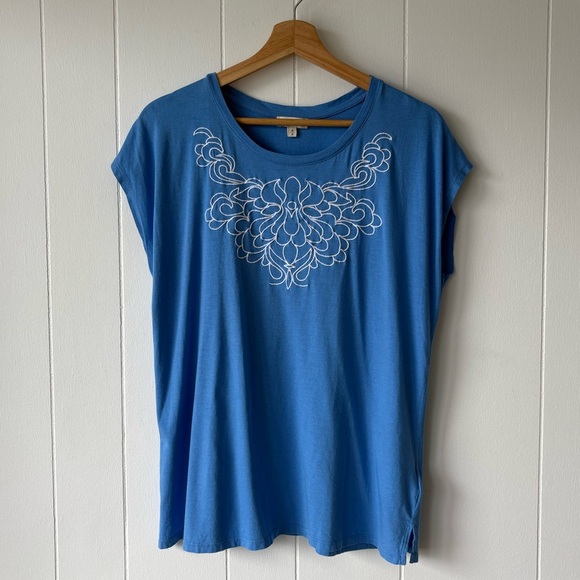 Laura Blue Embroidered Top | Size Medium - Picture 2 of 6